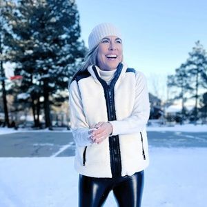 NWT Rebecca Minkoff black vegan leather and shearling reversible vest XL